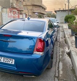 کرایسلەر 300